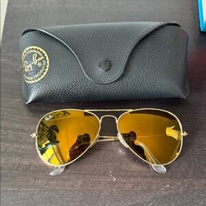 Ray-Ban Gold Frame Sunglasses with gold mirroed Lenses